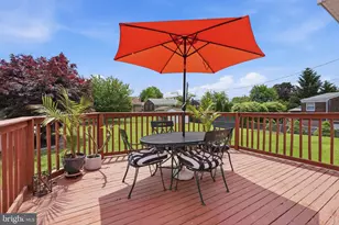 7825 Calvert St, Philadelphia, PA 19152 - Photo 34