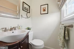 7825 Calvert St, Philadelphia, PA 19152 - Photo 24