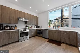 312 Poplar St, Philadelphia, PA 19123 - Photo 18