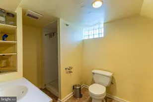 2216 Georges Ln, Philadelphia, PA 19131 - Photo 38