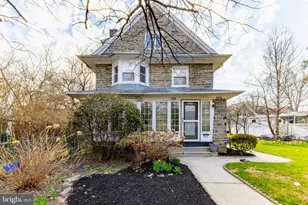 2216 Georges Ln, Philadelphia, PA 19131 - Photo 2
