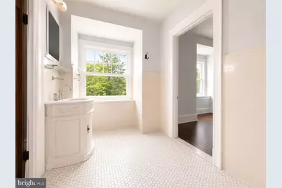 186 W Queen Lane #3RD FLOOR, Philadelphia, PA 19144 - Photo 10