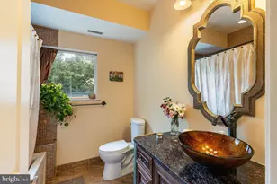 165 W Thompson St, Philadelphia, PA 19122 - Photo 16