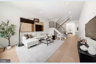2121 E Sergeant Street, Philadelphia, PA 19125 - Photo 6