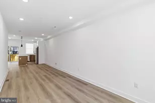 617 W Cumberland St, Philadelphia, PA 19133 - Photo 2
