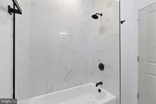 617 W Cumberland St, Philadelphia, PA 19133 - Photo 6