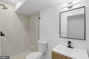 2310 N Sydenham St, Philadelphia, PA 19132 - Photo 14
