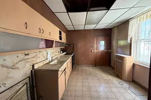 437 S 61st St, Philadelphia, PA 19143 - Photo 14