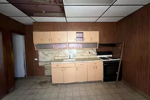 437 S 61st St, Philadelphia, PA 19143 - Photo 12