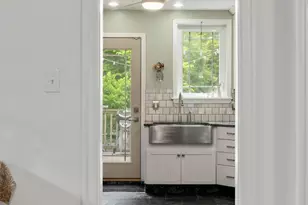 156 E Roumfort Rd, Philadelphia, PA 19119 - Photo 26