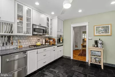 156 E Roumfort Road, Philadelphia, PA 19119 - Photo 32