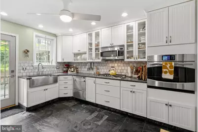 156 E Roumfort Road, Philadelphia, PA 19119 - Photo 4