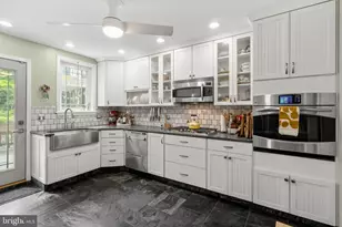 156 E Roumfort Rd, Philadelphia, PA 19119 - Photo 4