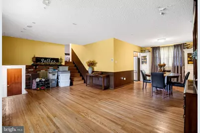 601 Sharon Lane, Philadelphia, PA 19115 - Photo 2