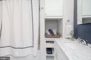 707 S 17th St, Philadelphia, PA 19146 - Photo 24