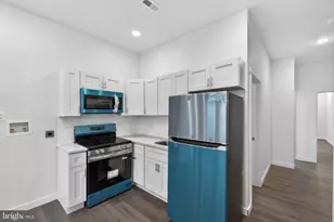 1538 W Tioga St, Philadelphia, PA 19140 - Photo 16