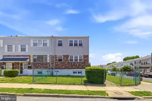10751 E Keswick Rd, Philadelphia, PA 19154 - Photo 2