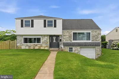 11039 Kelvin Avenue, Philadelphia, PA 19116 - Photo 2