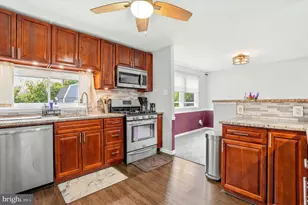 11039 Kelvin Ave, Philadelphia, PA 19116 - Photo 16
