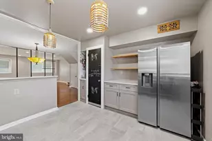 1135 W Thompson St, Philadelphia, PA 19122 - Photo 8