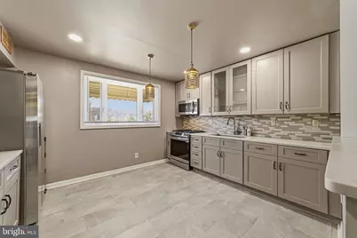 1135 W Thompson Street, Philadelphia, PA 19122 - Photo 6