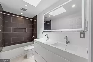 1135 W Thompson St, Philadelphia, PA 19122 - Photo 14
