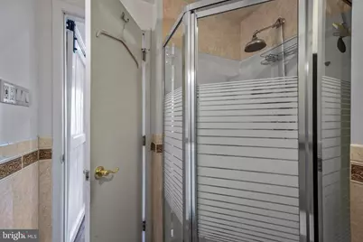 2135 Walnut Street #1202, Philadelphia, PA 19103 - Photo 18