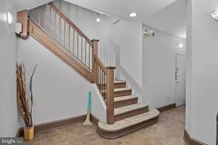 2135 Walnut St, Philadelphia, PA 19103 - Photo 32