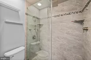 2135 Walnut St, Philadelphia, PA 19103 - Photo 26