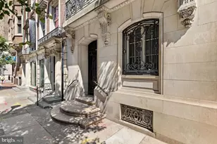 1629 Locust St, Philadelphia, PA 19103 - Photo 4