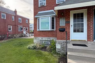 9944 Ferndale St, Philadelphia, PA 19115 - Photo 46