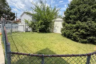 9944 Ferndale St, Philadelphia, PA 19115 - Photo 36