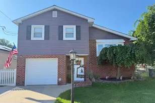 9319 Marsden St, Philadelphia, PA 19114 - Photo 2