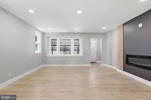 1030 E Sedgwick St, Philadelphia, PA 19150 - Photo 10