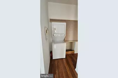 927 N 6th Street #3, Philadelphia, PA 19123 - Photo 8