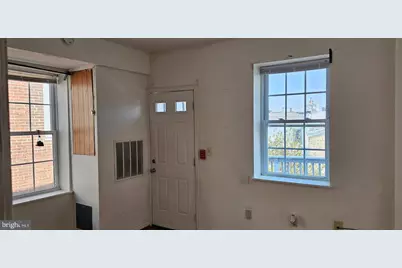 927 N 6th Street #3, Philadelphia, PA 19123 - Photo 4