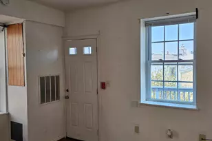 927 N 6th St, Philadelphia, PA 19123 - Photo 4