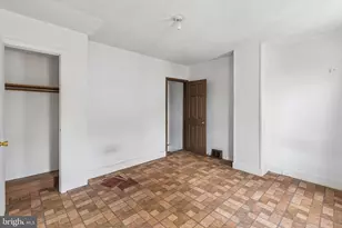 1448 S Bouvier St, Philadelphia, PA 19146 - Photo 12