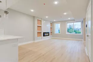 1933 N Leithgow St, Philadelphia, PA 19122 - Photo 10
