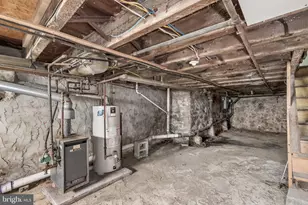 1932 S Bouvier St, Philadelphia, PA 19145 - Photo 16