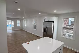 4619 Silverwood St, Philadelphia, PA 19128 - Photo 2