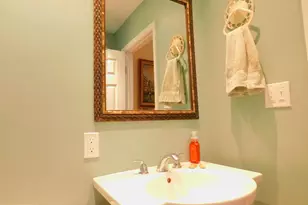249 Rochelle Ave, Philadelphia, PA 19128 - Photo 16