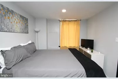 2135 Walnut Street #304, Philadelphia, PA 19103 - Photo 8