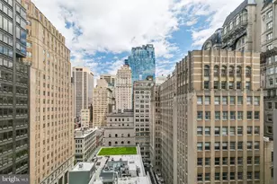 1425 Locust St, Philadelphia, PA 19102 - Photo 1