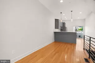 1617 Fitzwater St, Philadelphia, PA 19146 - Photo 10