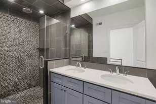 1617 Fitzwater St, Philadelphia, PA 19146 - Photo 22