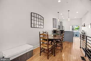 1617 Fitzwater St, Philadelphia, PA 19146 - Photo 12