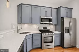 1617 Fitzwater St, Philadelphia, PA 19146 - Photo 14