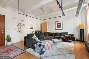 1637 Poplar St, Philadelphia, PA 19130 - Photo 2