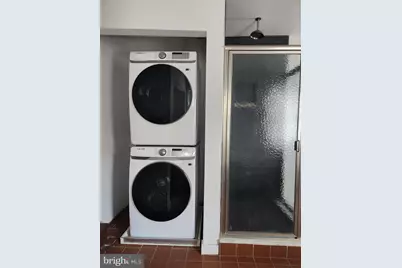 1527 S 10th Street, Philadelphia, PA 19147 - Photo 12